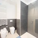 Blue Palace 1b Tirabora Short Rent, Con Parcheggio Privato شقة *
