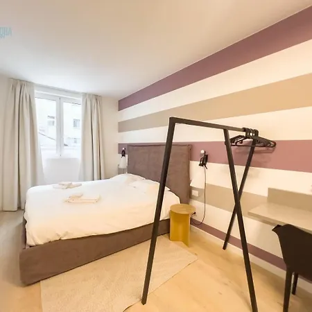 Blue Palace 1b Tirabora Short Rent, Con Parcheggio Privato Lejlighed Trieste