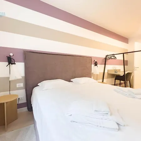 Blue Palace 1b Tirabora Short Rent * Trieste